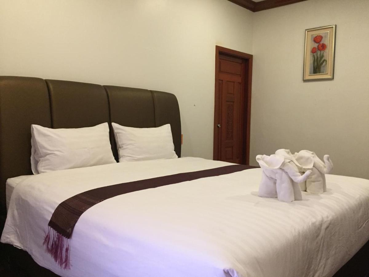Nakhone Champa Hotel Pakxé Exteriör bild