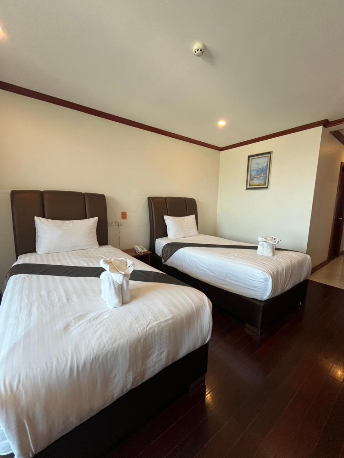 Nakhone Champa Hotel Pakxé Exteriör bild