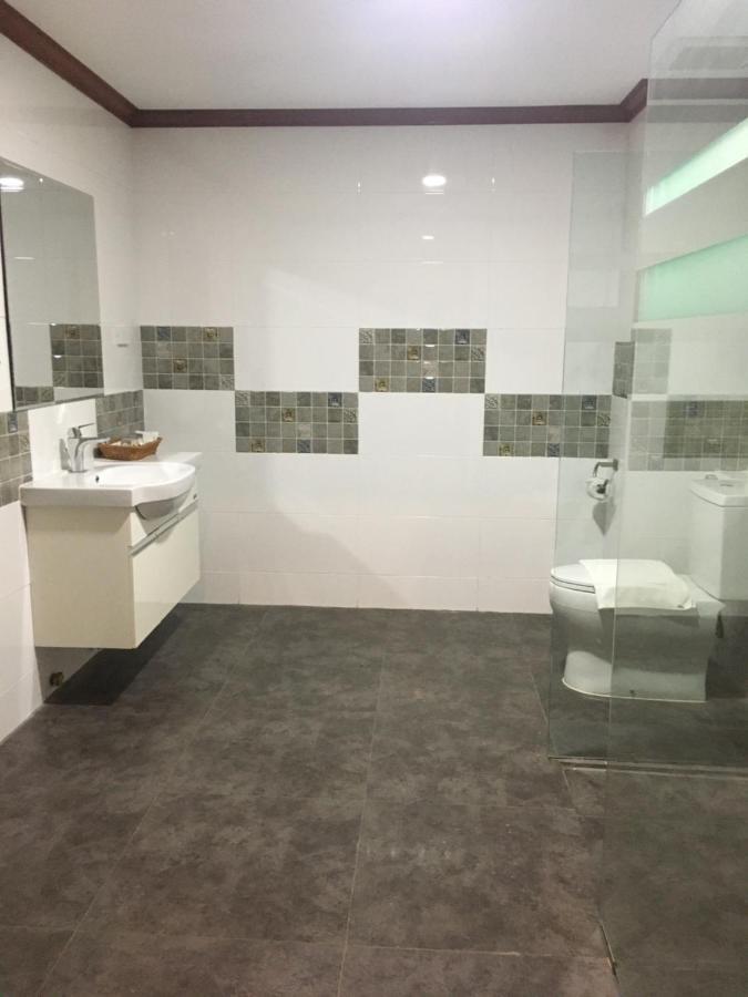 Nakhone Champa Hotel Pakxé Exteriör bild